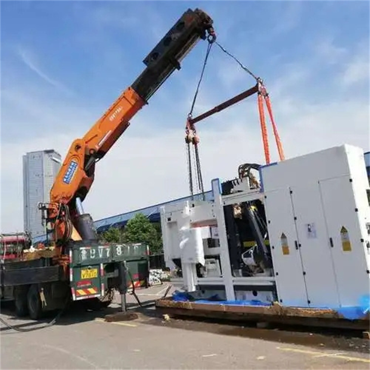 即墨附近小吊车联系方式|8-16吨|本地及时服务